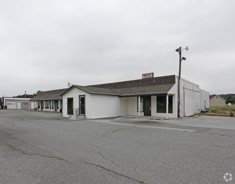 9989 S Dupont Hwy, Felton, DE à vendre - Photo du bâtiment - Image 3 de 4