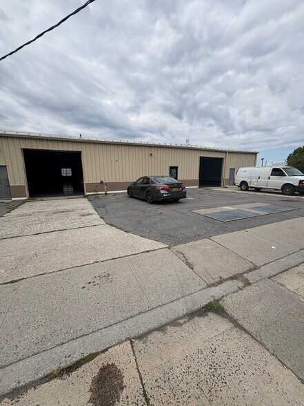 61 Water St, Ossining, NY for lease - Building Photo - Image 3 of 5