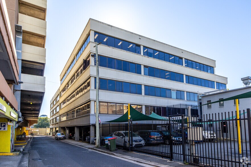 171 Bigge St, Liverpool à louer - Photo du bâtiment - Image 3 de 6