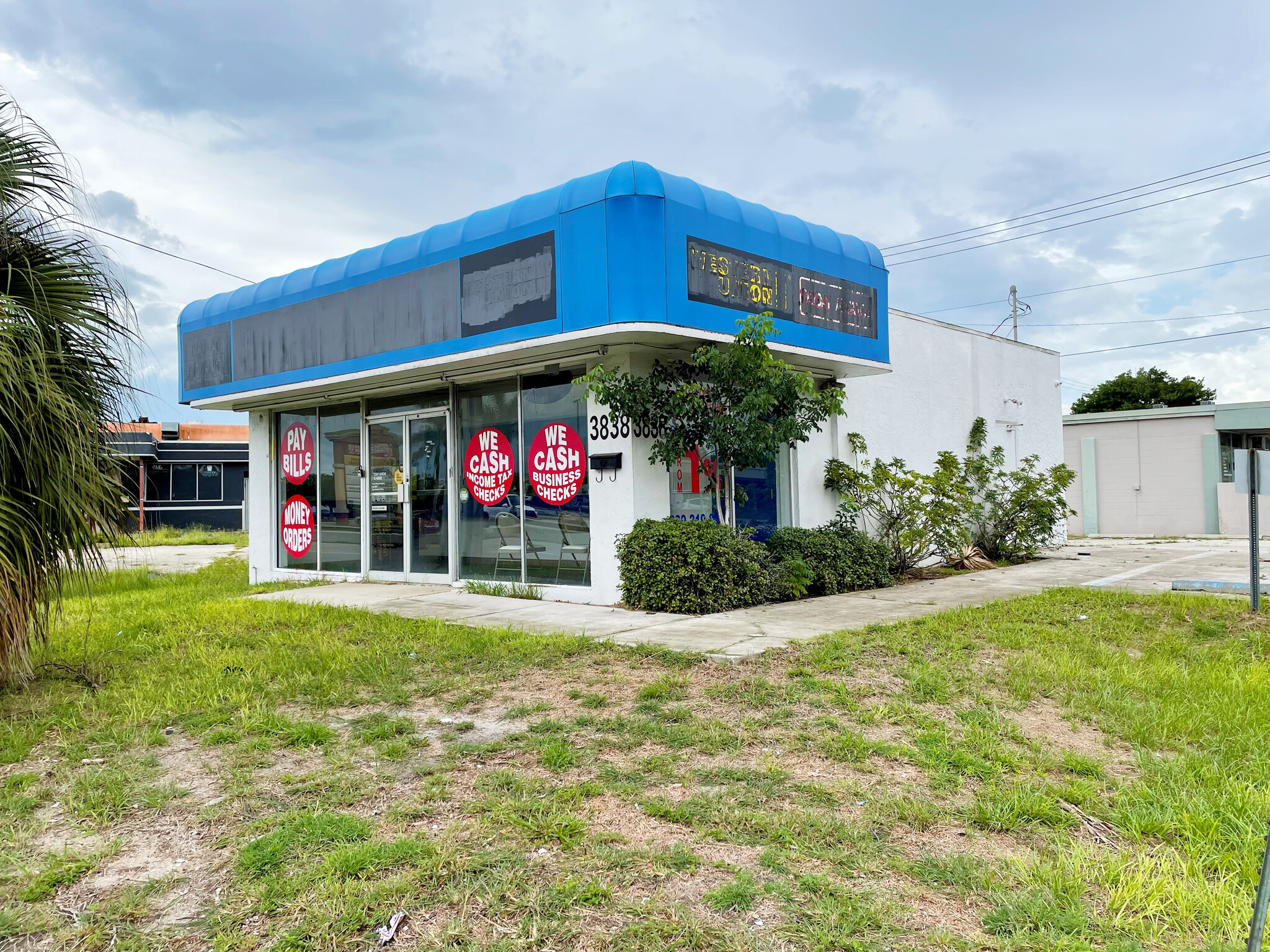 3838 Cleveland Ave, Fort Myers, FL for sale Building Photo- Image 1 of 1