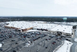 Plus de détails pour 578 Aviation Rd, Queensbury, NY - Commerce de détail à louer