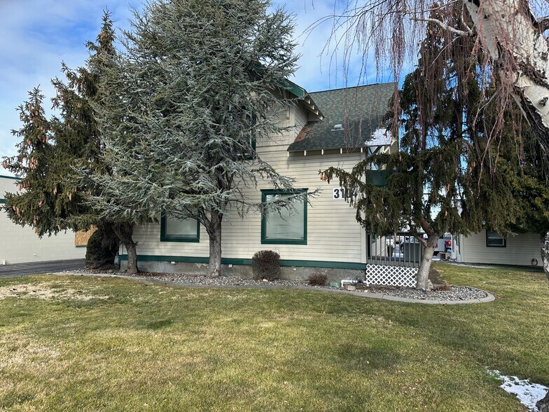 3104 W Kennewick Ave, Kennewick, WA à louer - Photo du bâtiment - Image 3 de 14