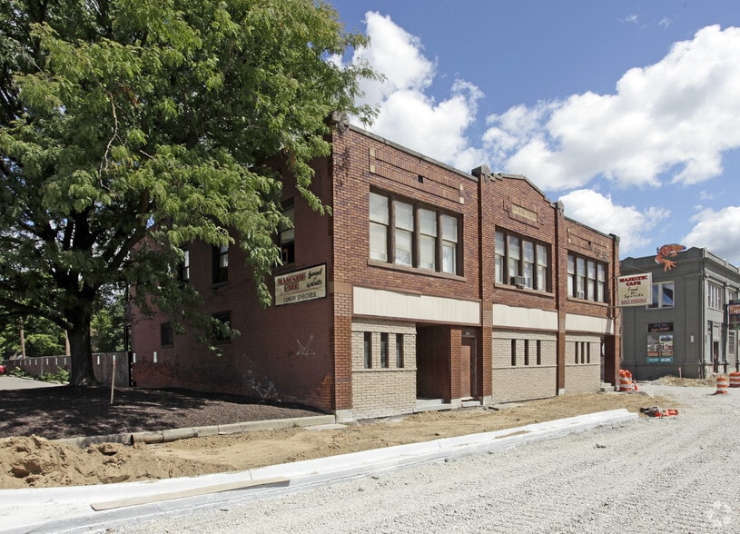 158 Cesar E Chavez Ave, Pontiac, MI for sale - Primary Photo - Image 1 of 1
