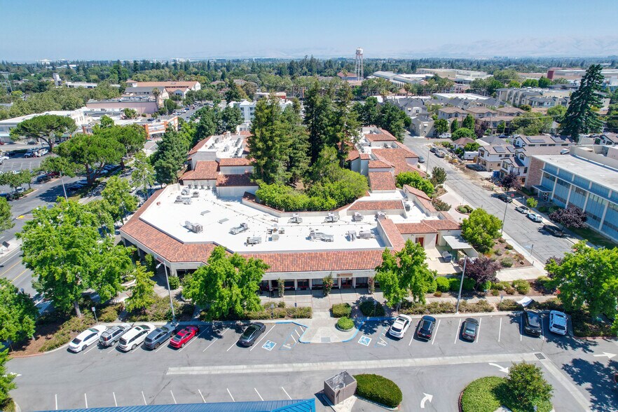 260 S Sunnyvale Ave, Sunnyvale, CA à louer - Photo du bâtiment - Image 1 de 29