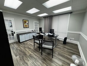 406 W Brin St, Terrell, TX for lease Interior Photo- Image 2 of 4