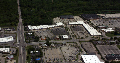 701 N Milwaukee Ave, Vernon Hills, IL - Aérien  Vue de la carte - Image1