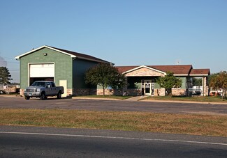 Plus de détails pour 7480 County Road 101 E, Shakopee, MN - Local d'activités à louer