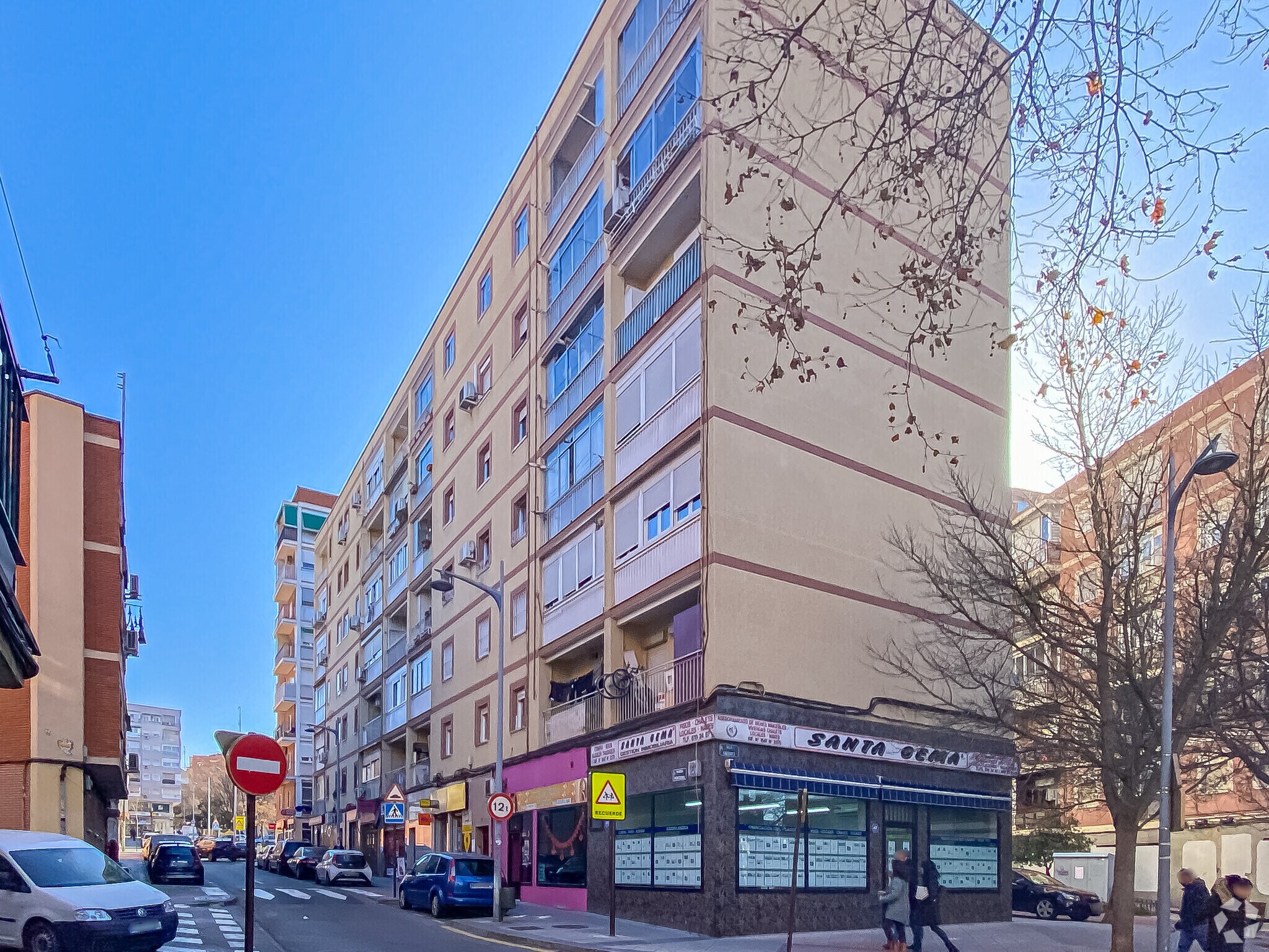 Multifamily in Alcorcón, Madrid for sale Primary Photo- Image 1 of 2