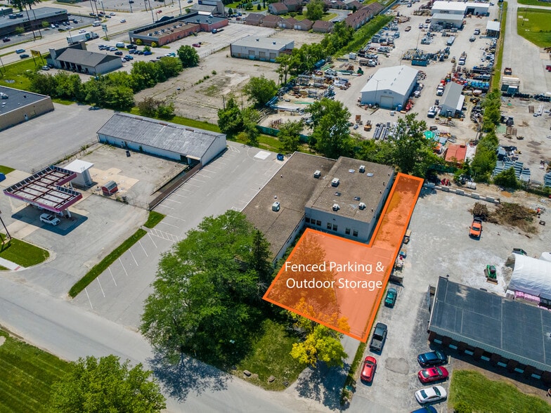 8720 Robbins Rd, Indianapolis, IN for sale - Building Photo - Image 2 of 15