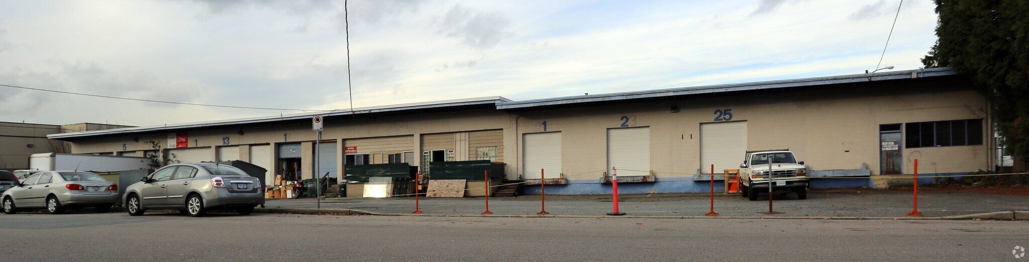 4005-4075 Myrtle St, Burnaby, BC for sale Primary Photo- Image 1 of 1