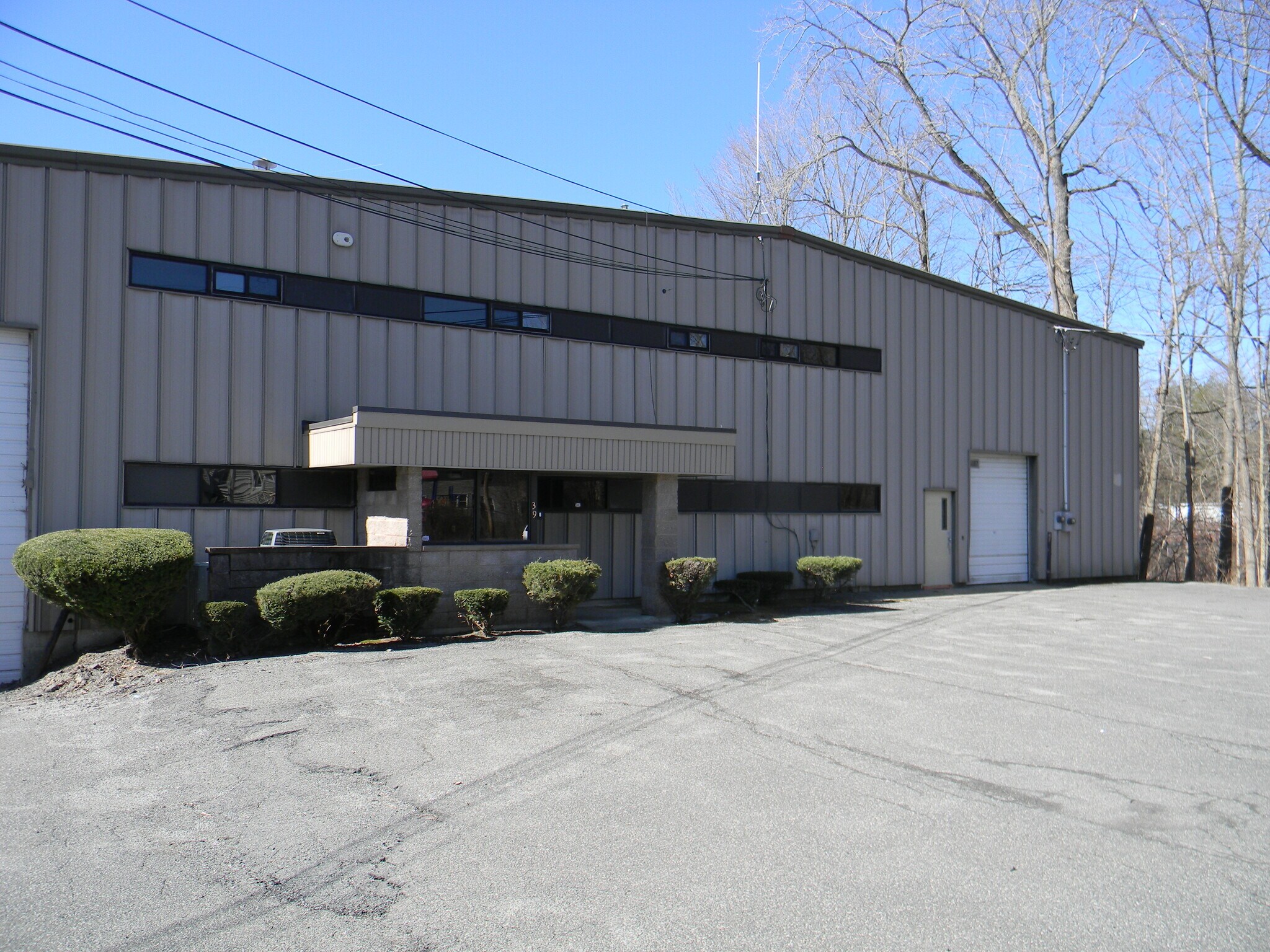 39 Elmvale Pl, Pittsfield, MA for lease Building Photo- Image 1 of 6