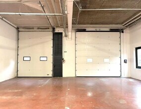 15-21 Rue Georges Besse, Antony for lease Interior Photo- Image 1 of 9