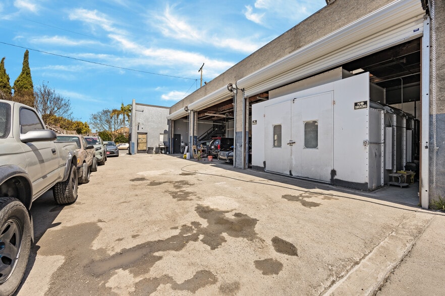 620 E 2nd St, Santa Ana, CA for sale - Building Photo - Image 3 of 22