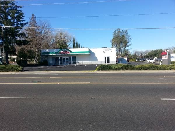 4747 Manzanita Ave, Carmichael, CA for lease - Primary Photo - Image 1 of 2