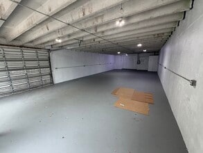 518 N G St, Lake Worth Beach, FL for lease Interior Photo- Image 1 of 2