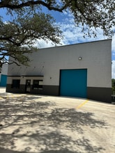 10927 Fredericksburg Rd, San Antonio, TX for lease Interior Photo- Image 1 of 1