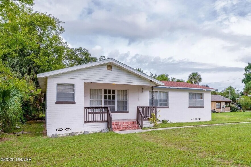 710 Orange Ave, Daytona Beach, FL à louer - Photo du bâtiment - Image 2 de 5