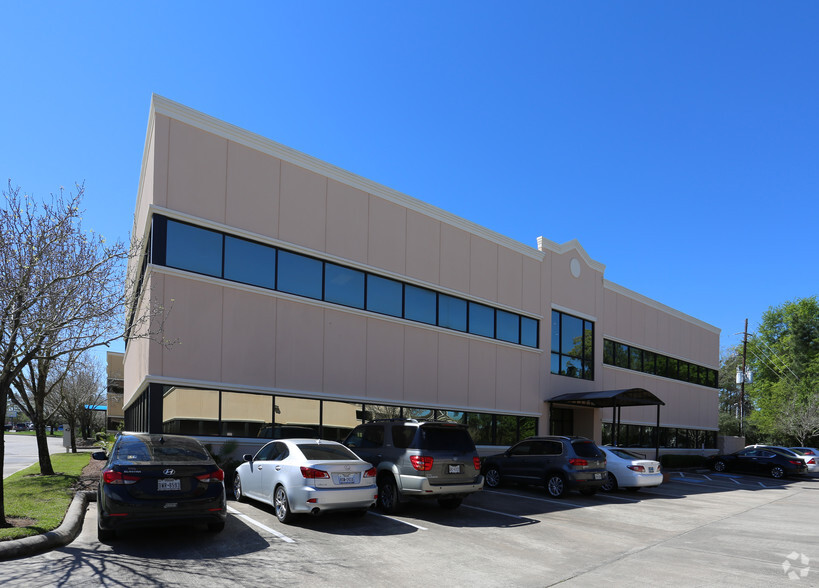 25325 Borough Park Dr, The Woodlands, TX for lease - Building Photo - Image 1 of 2