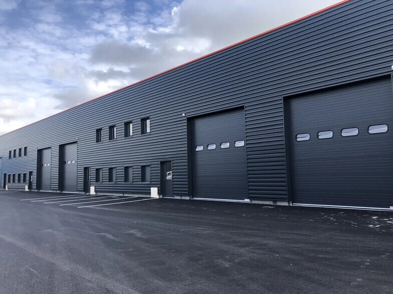 3 Rue Du Chaperon, Cernay-lès-Reims à louer - Photo du bâtiment - Image 3 de 5