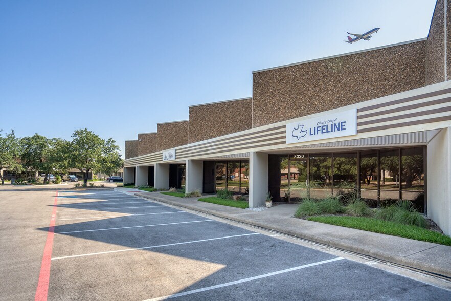8330-8344 Sterling St, Irving, TX à louer - Photo du bâtiment - Image 2 de 10