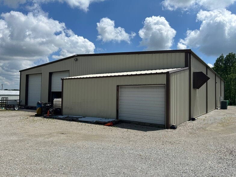 13002 Indiana 60, Memphis, IN for sale - Building Photo - Image 2 of 18