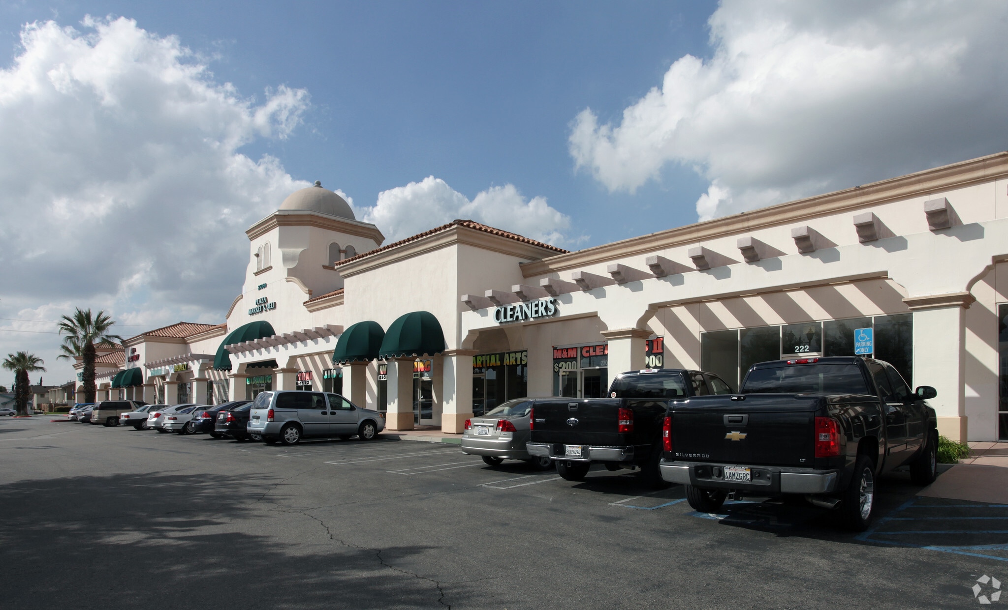 23040-23100 Alessandro Blvd, Moreno Valley, CA for lease Primary Photo- Image 1 of 31