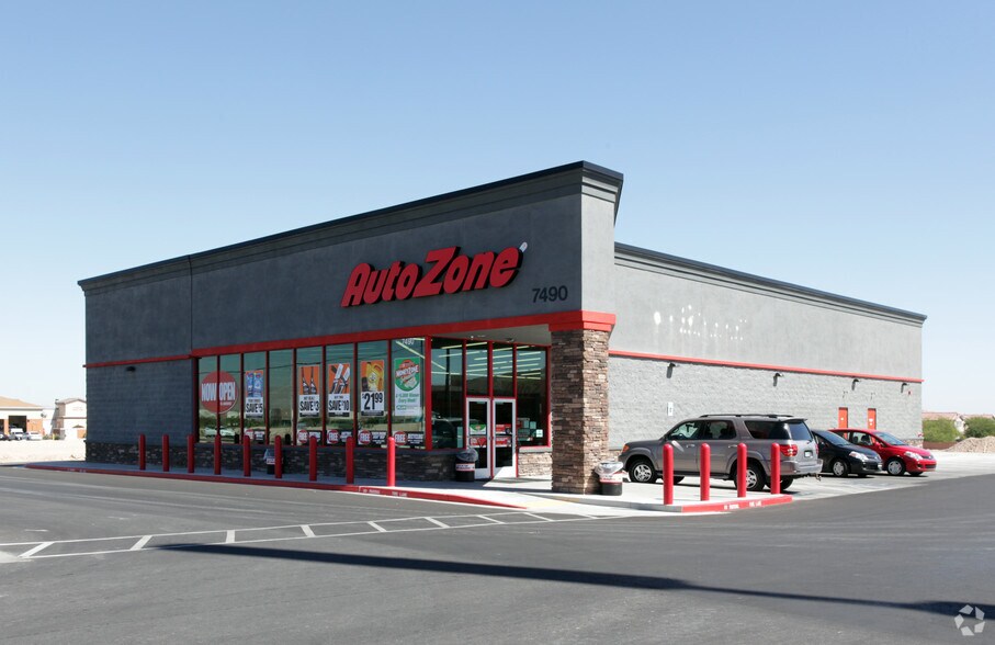 7490 S Rainbow Blvd, Las Vegas, NV à louer - Photo principale - Image 1 de 3