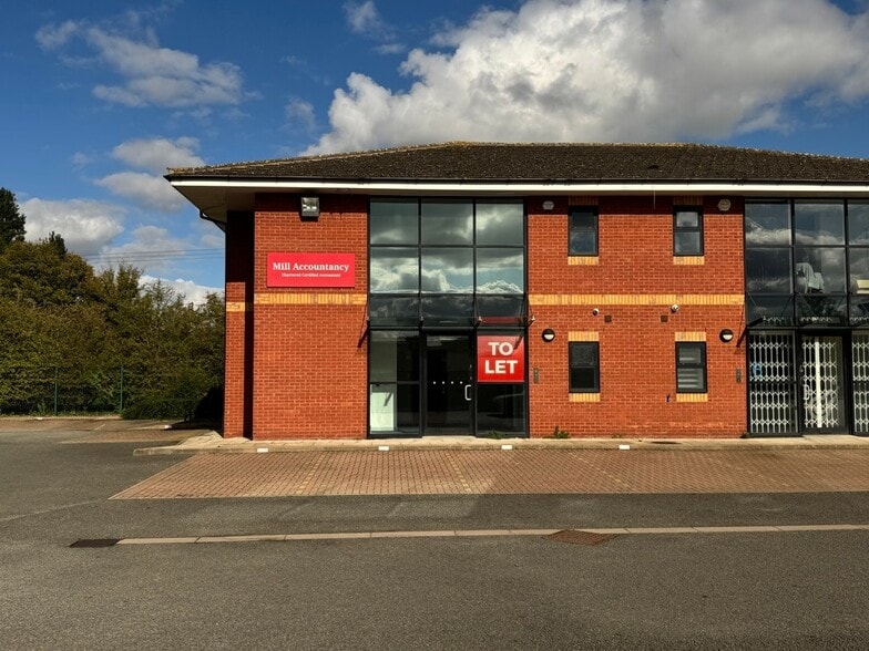 Unit 5 Amelia Court, Swanton Close, Retford for lease - Building Photo - Image 3 of 6