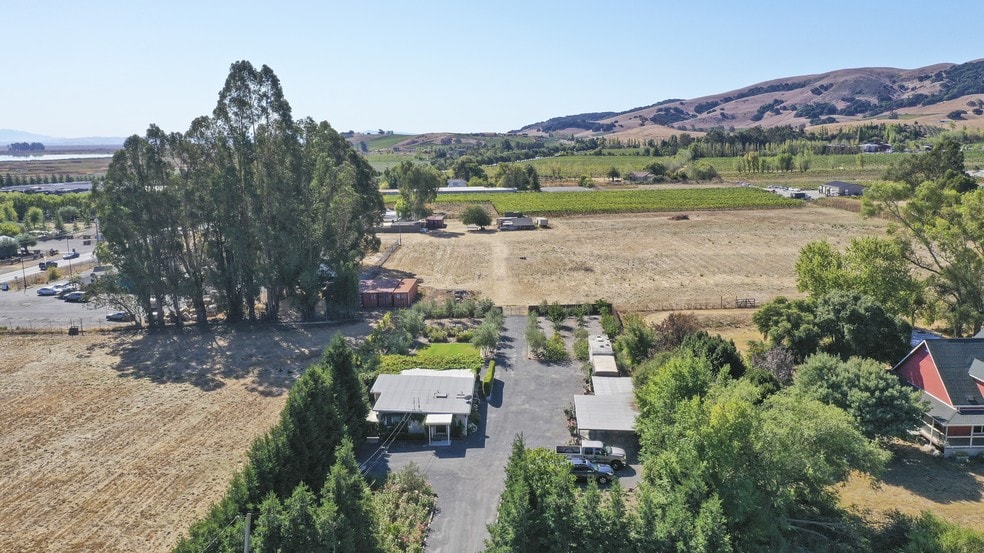 24101 Arnold Dr, Sonoma, CA for sale - Building Photo - Image 3 of 18