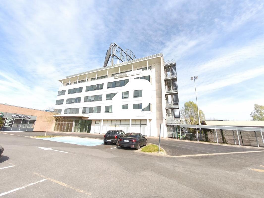Office in Villiers-sur-Marne for lease Building Photo- Image 1 of 16