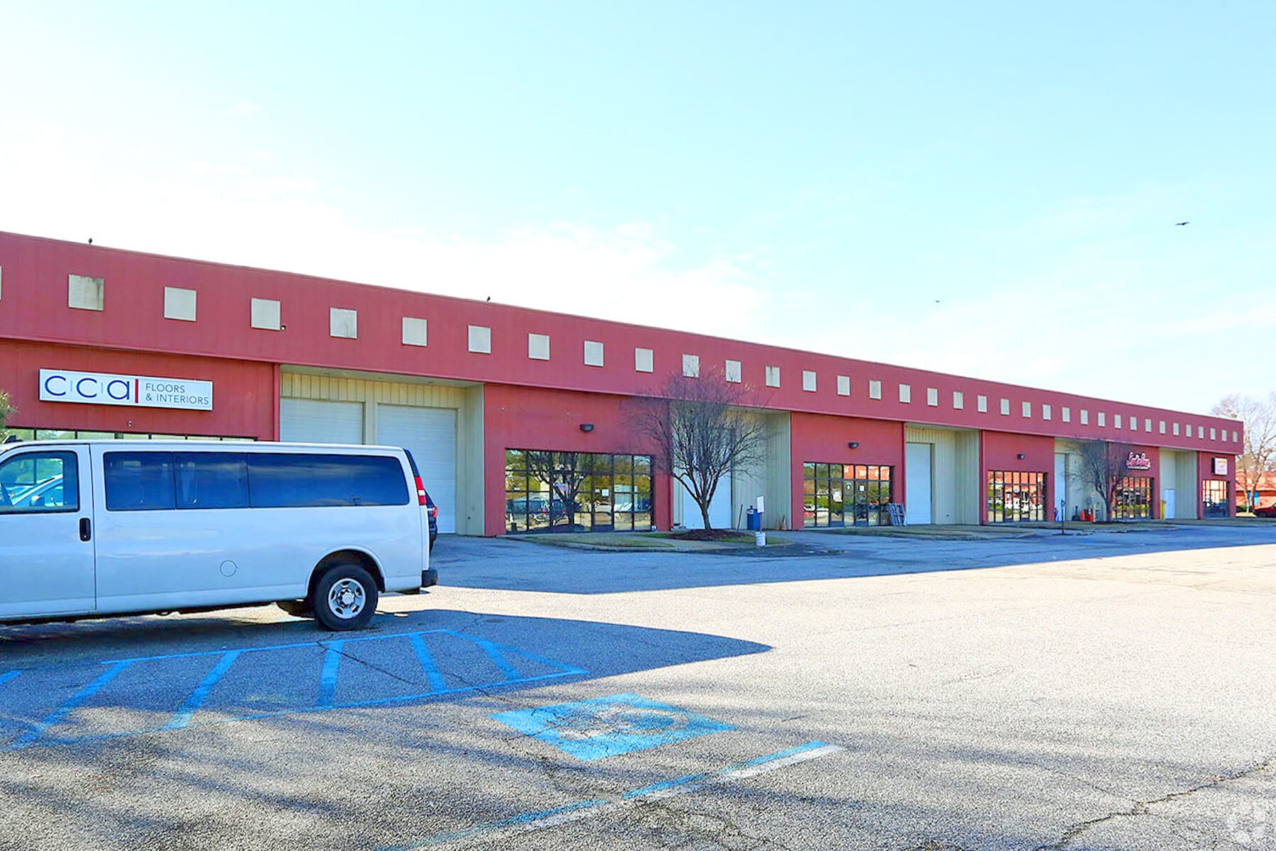 300 Ed Wright Ln, Newport News, VA for lease Primary Photo- Image 1 of 34