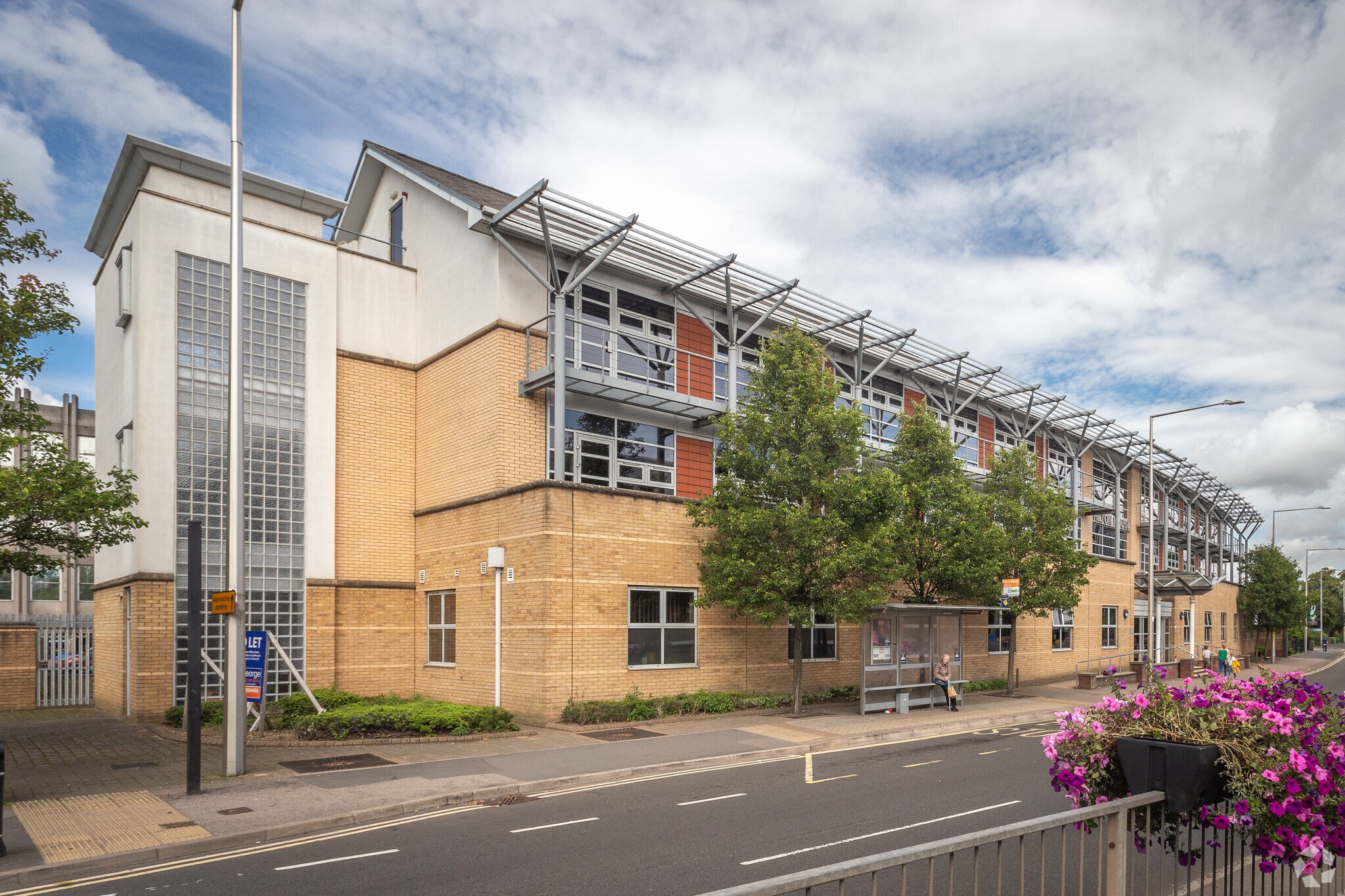 Corporation St, Rugby à louer Photo du bâtiment- Image 1 de 4