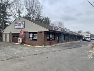 Plus de détails pour 141 Damon Rd, Northampton, MA - Vente au détail à louer