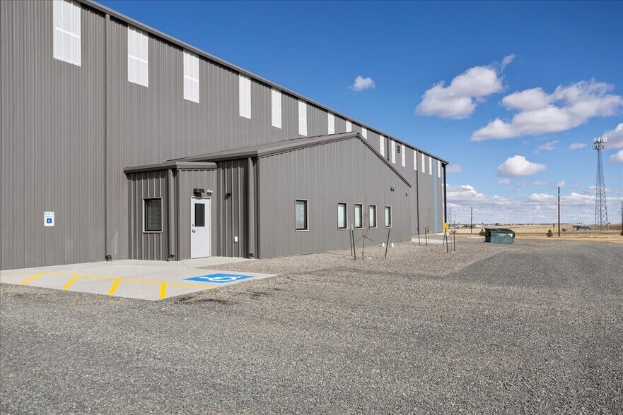 Mckinney Drive, Cheyenne, WY à louer - Photo du bâtiment - Image 2 de 46