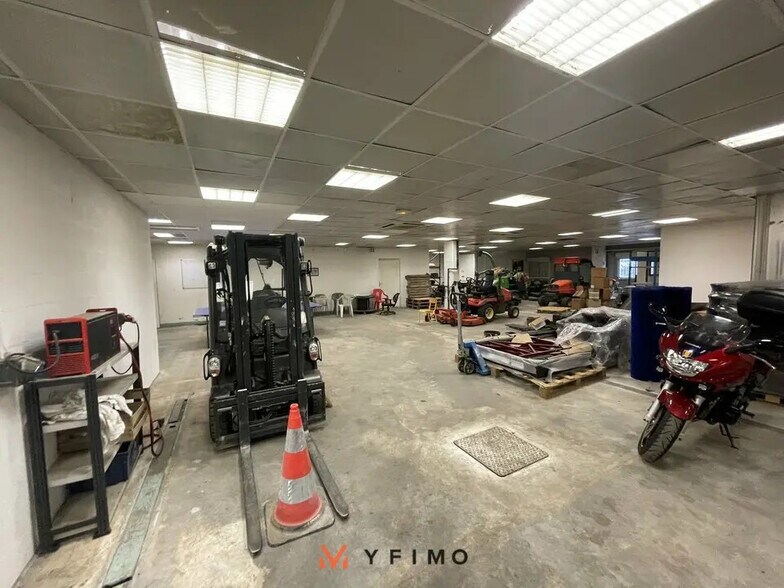 Flex dans Aubergenville à louer - Photo intérieure - Image 3 de 8