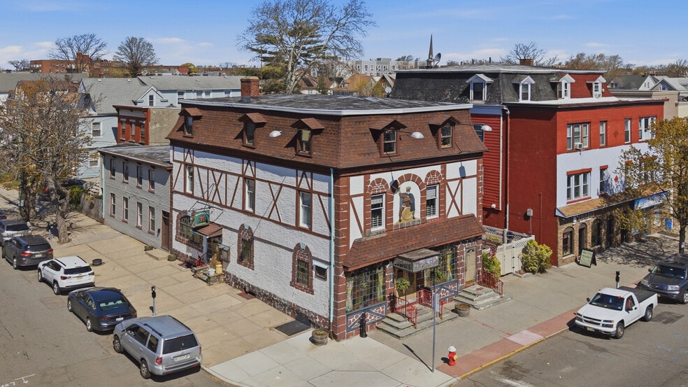 671-673 Broadway, Bayonne, NJ for sale - Building Photo - Image 2 of 41