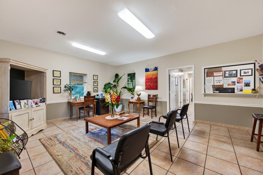 1661 Turner Spur Rd, Fancy Gap, VA for sale - Building Photo - Image 3 of 84