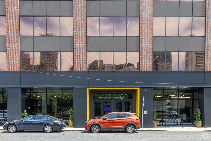 51 Sleeper St, Boston, MA à louer - Photo du bâtiment - Image 2 de 5