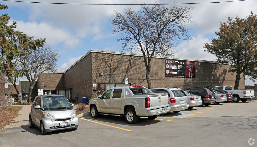 80 Milner Ave, Toronto, ON à vendre - Photo principale - Image 1 de 1