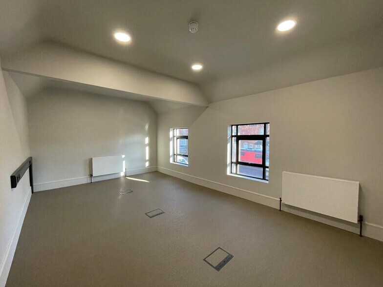23 Albert St, Newcastle à louer - Photo du bâtiment - Image 2 de 11