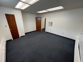 100 Hano St, Boston, MA à louer Photo intérieure- Image 2 de 15