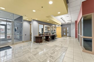 11180 86th Ave N, Osseo, MN à vendre Photo intérieure- Image 2 de 33