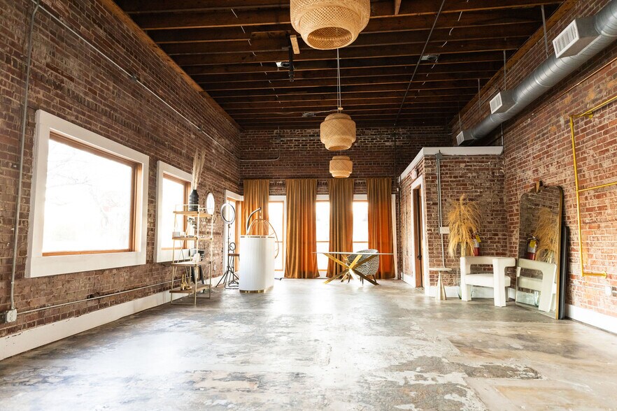 2730 Broad St, Austell, GA for sale - Interior Photo - Image 2 of 13