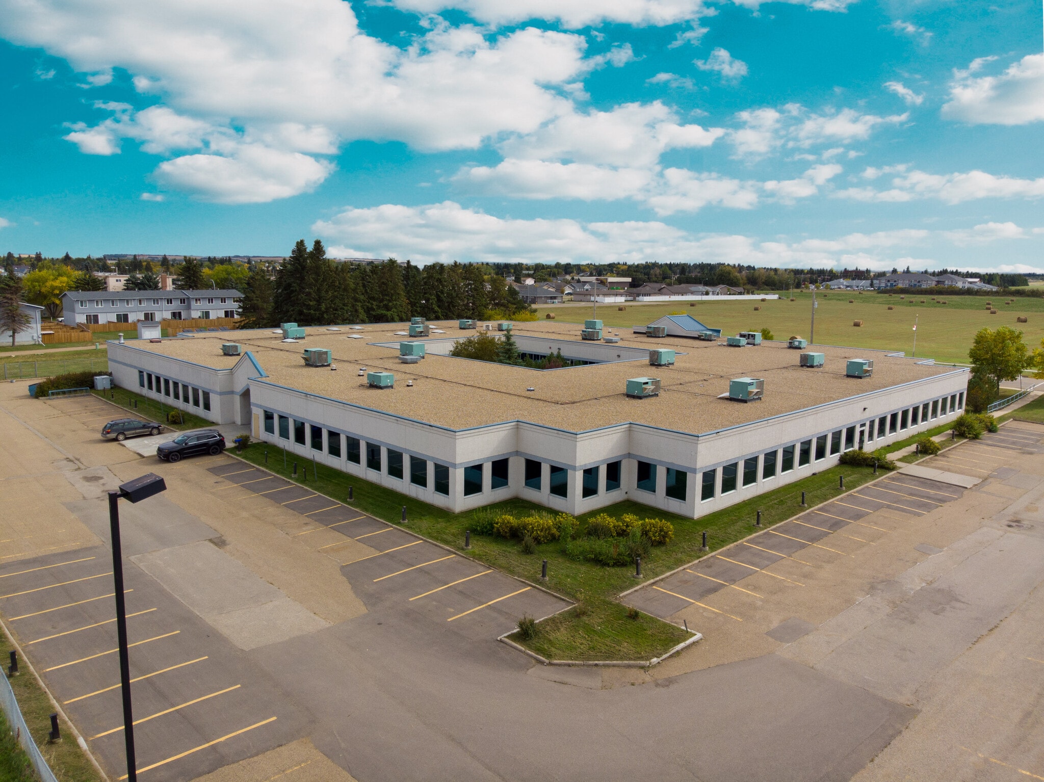 6212 55 Ave, Vegreville, AB for sale Building Photo- Image 1 of 1