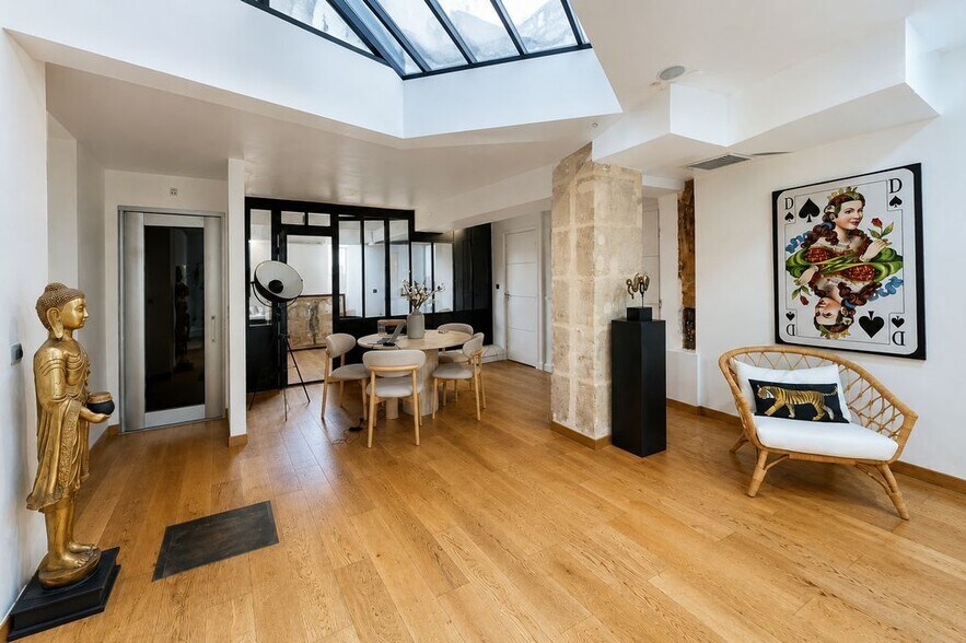 Bureau dans Paris à vendre - Photo du bâtiment - Image 2 de 8
