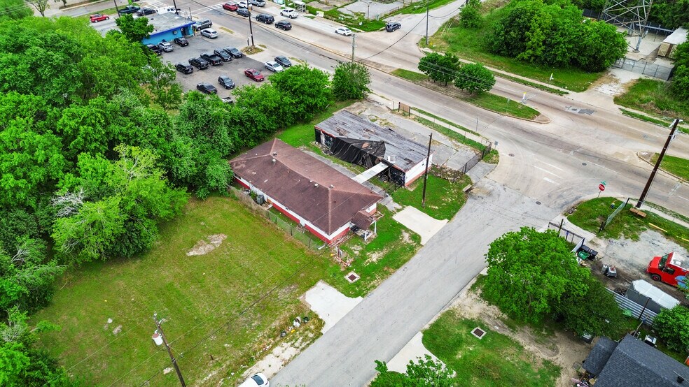 3725 Reed Rd, Houston, TX à vendre - Photo du bâtiment - Image 3 de 9
