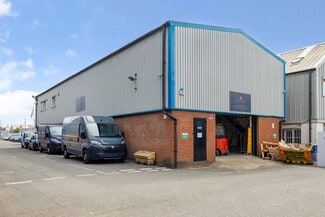 Plus de détails pour Riverside Rd, Londres - Industriel à vendre