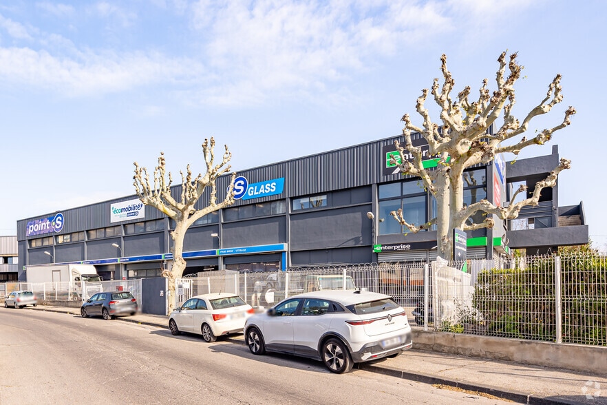 Flex in Marseille for lease - Building Photo - Image 3 of 4
