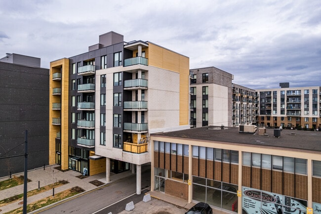 Plus de détails pour 6654-6722 Rue Sherbrooke E, Montréal, QC - Commerce de détail à louer