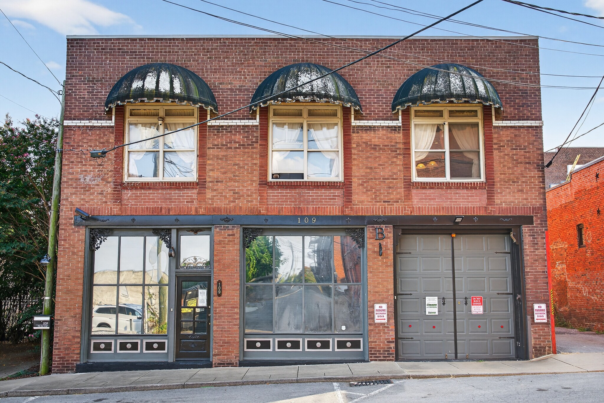 109 7th Ave E, Springfield, TN à vendre Photo du bâtiment- Image 1 de 113